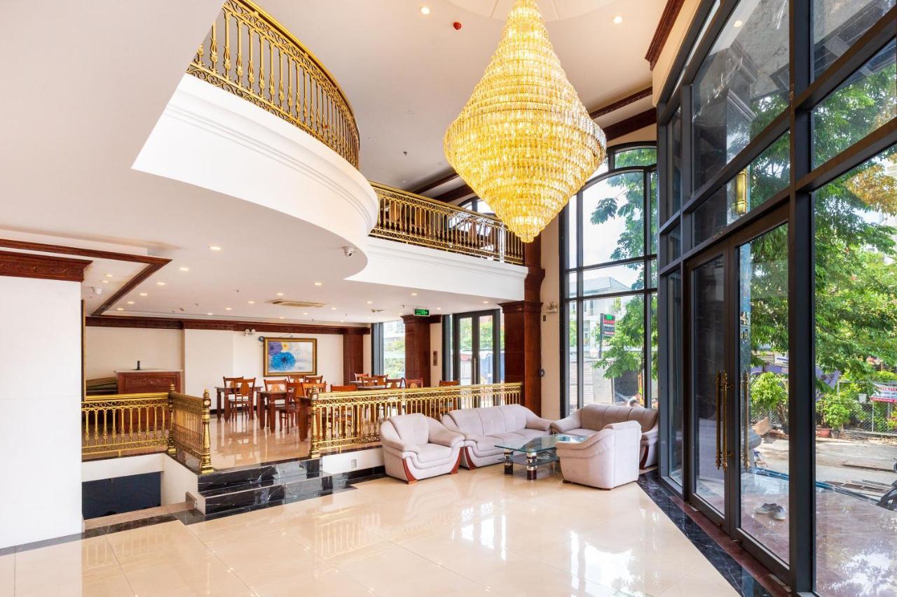 Silk Hong Ha Airport Hotel Хошимин Екстериор снимка