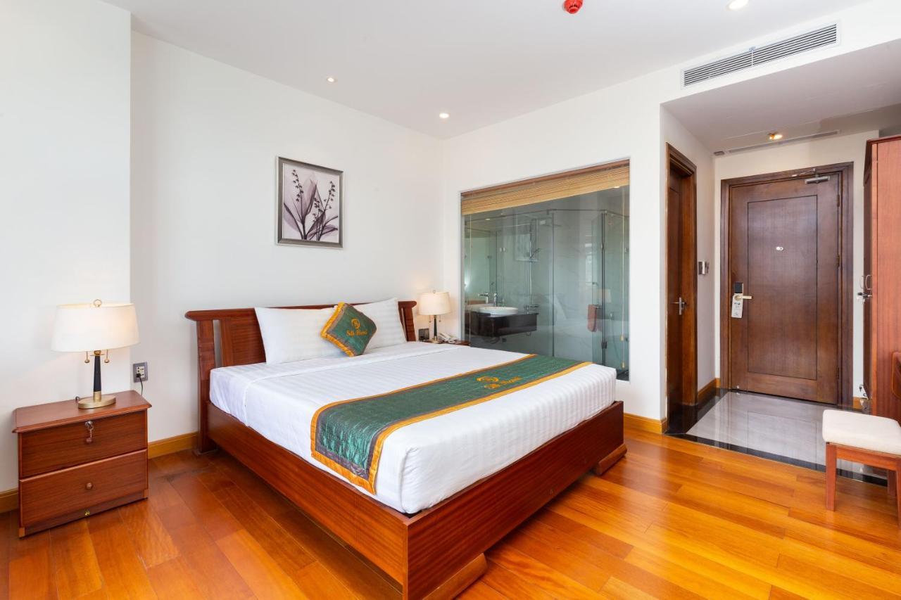 Silk Hong Ha Airport Hotel Хошимин Екстериор снимка