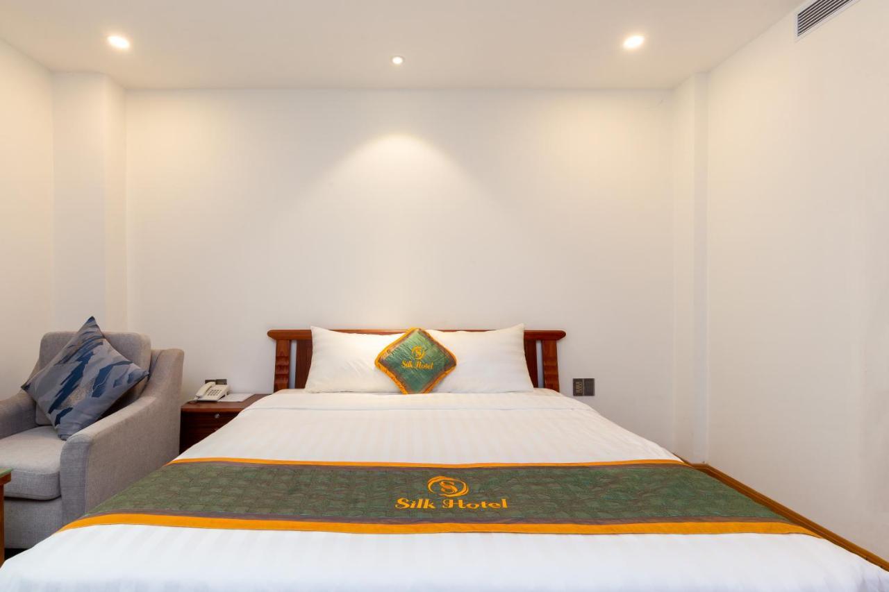 Silk Hong Ha Airport Hotel Хошимин Екстериор снимка