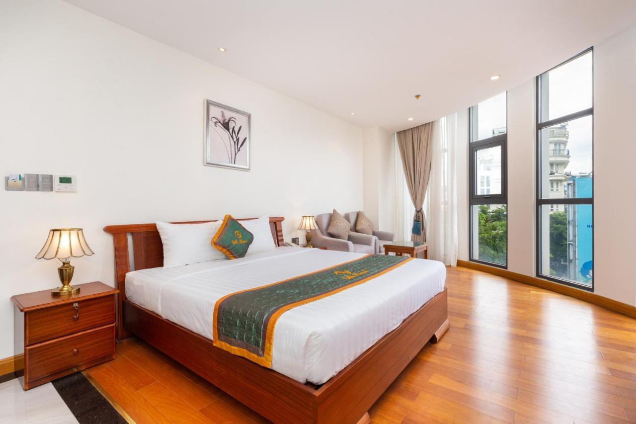 Silk Hong Ha Airport Hotel Хошимин Екстериор снимка