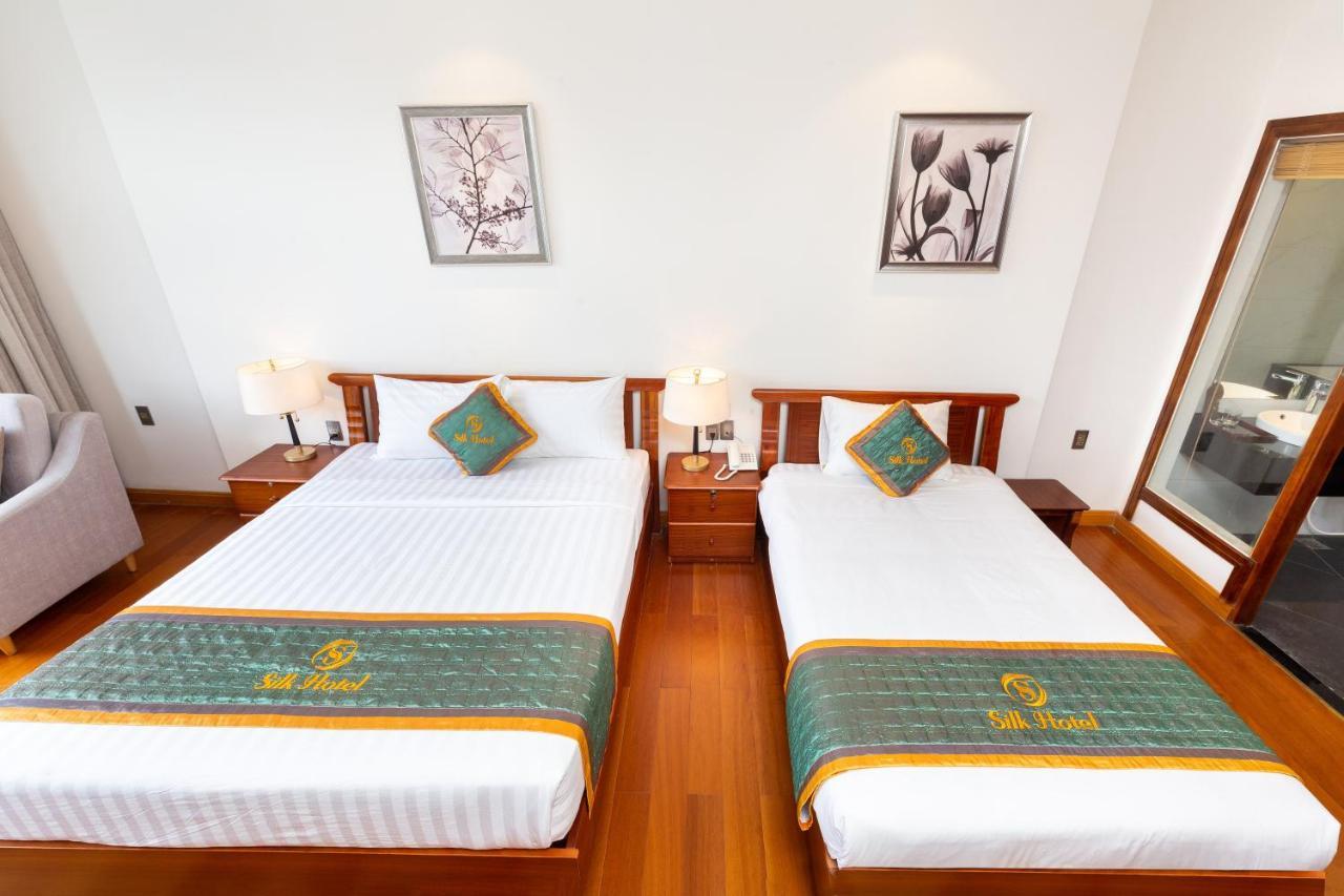 Silk Hong Ha Airport Hotel Хошимин Екстериор снимка